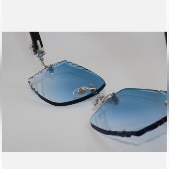 Luxury Moissanite Buffs With Genuine Ox Temples And Diamond Cut Blue Lenses - Picture 7 of 9
